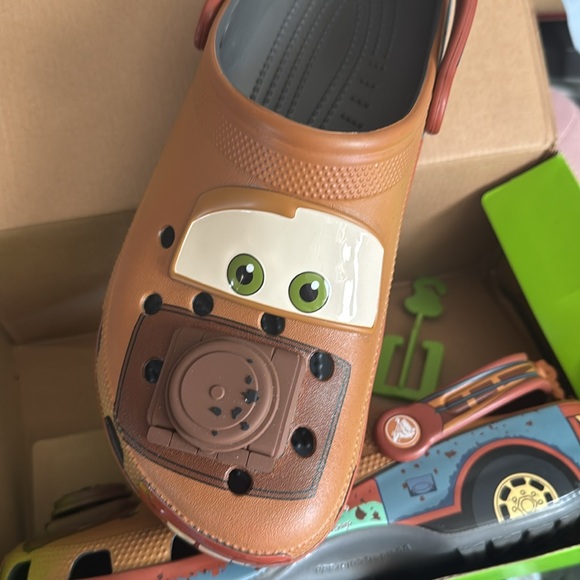 CROCS x DISNEY CARS TOW MATER MENS CROCS SIZE 12 - Picture 5 of 9
